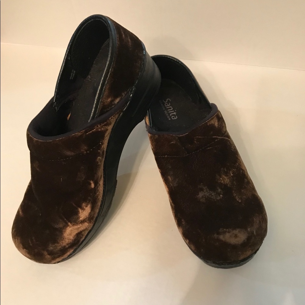 Sanita clogs size 37